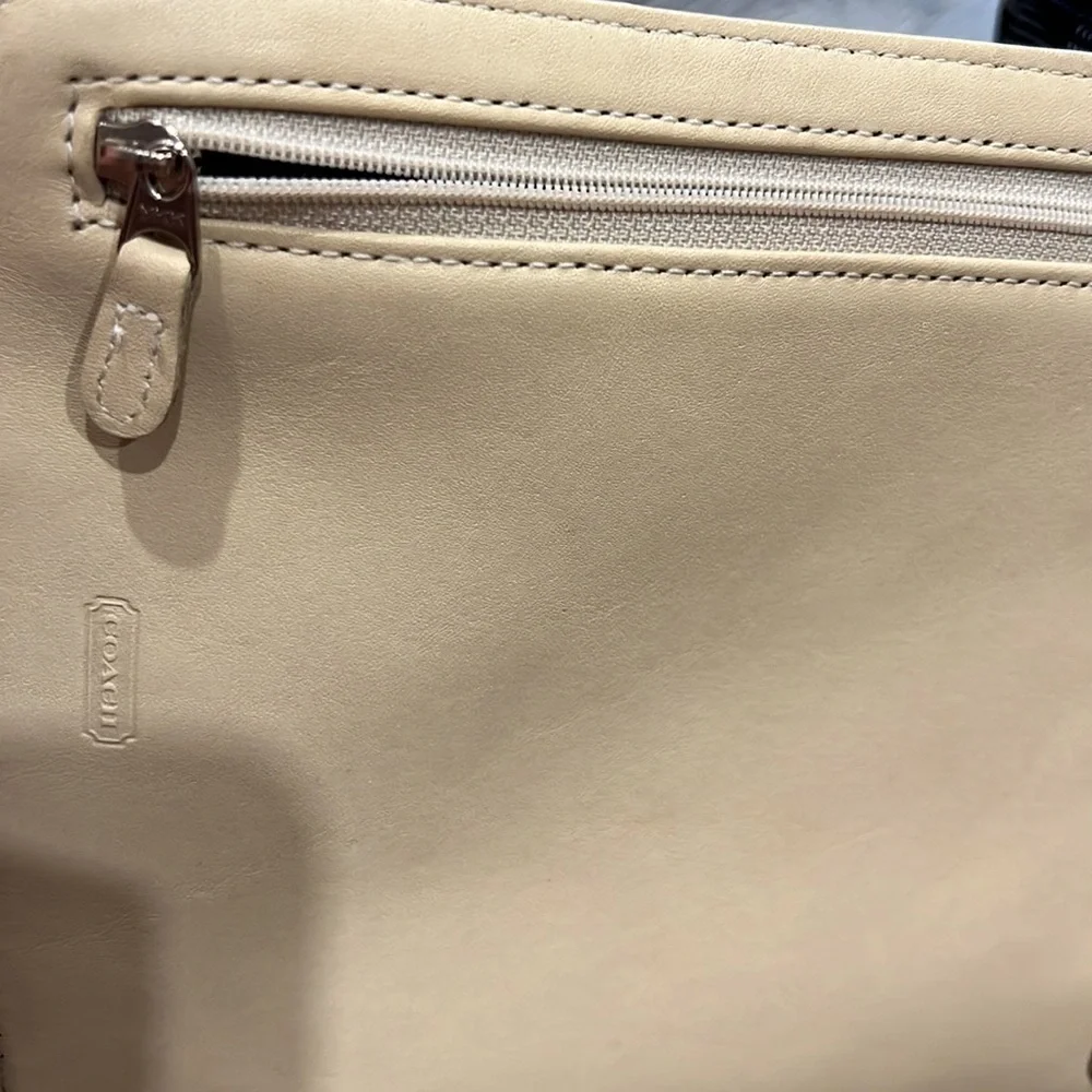 Coach crossbody bag - Picture 7 of 9